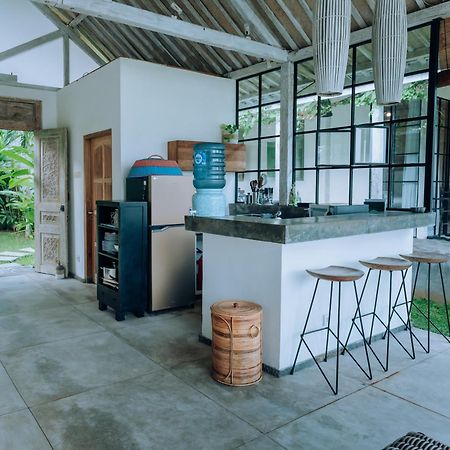 Sunmoonstarvillas Yogyakarta Jarakan Exterior photo
